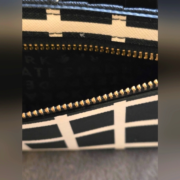Kate Spade Gorgeous Black and White Checkered Wallet w gold hardware! - Picture 4 of 5